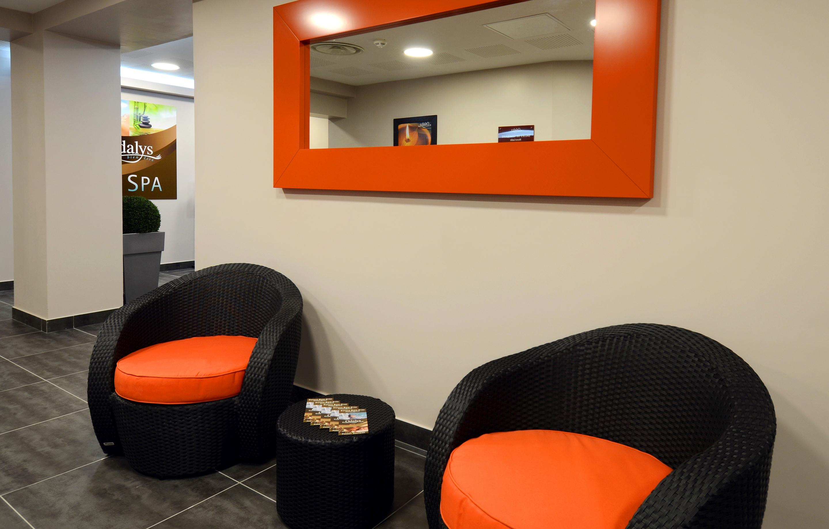 Zenitude Swiss Apparthotels Ferney-Voltaire Bagian luar foto