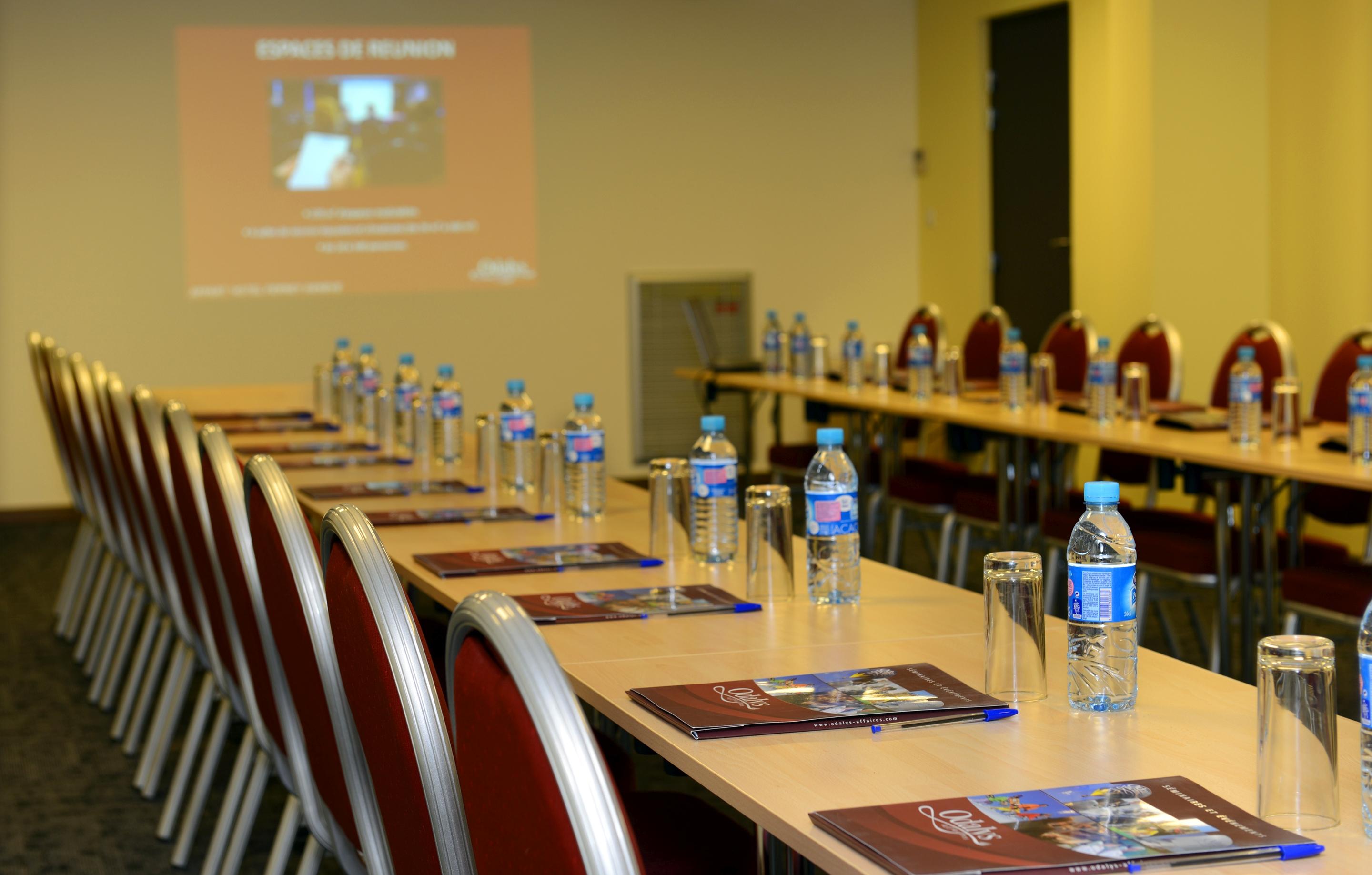 Zenitude Swiss Apparthotels Ferney-Voltaire Bagian luar foto